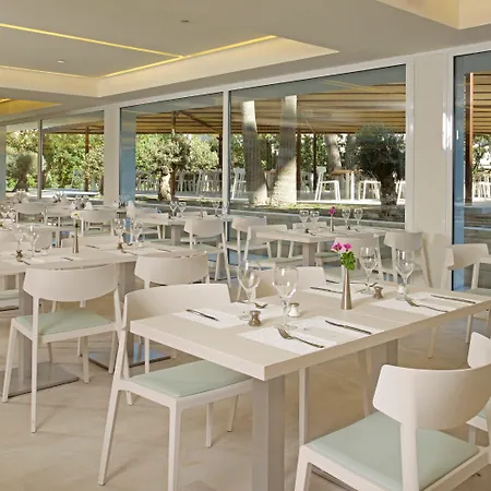 Iberostar Waves Cristina Hotell