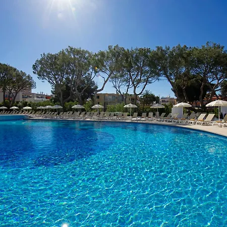 Iberostar Waves Cristina Hotell 4*