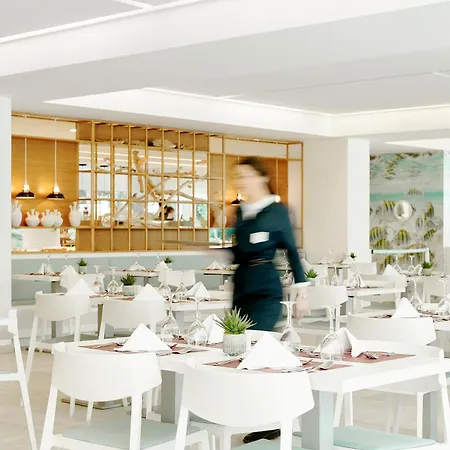 Iberostar Cristina Hotel