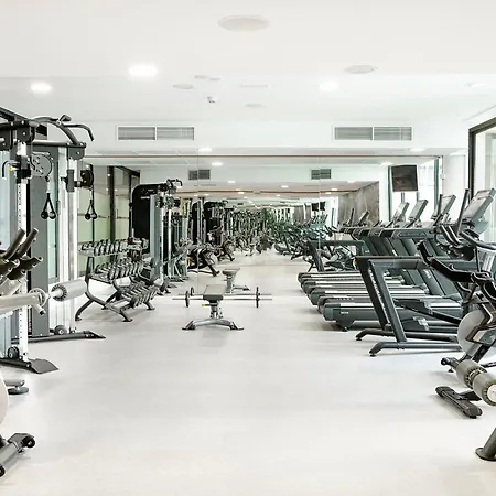 Iberostar Waves Cristina Hotell 4*