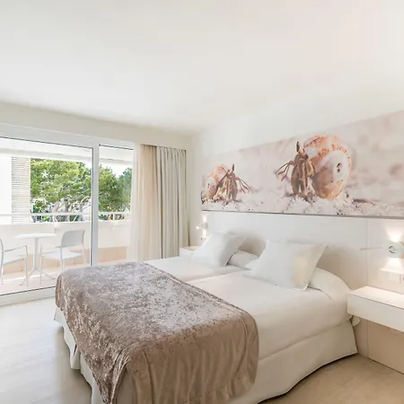 Iberostar Waves Cristina Hotell 4*