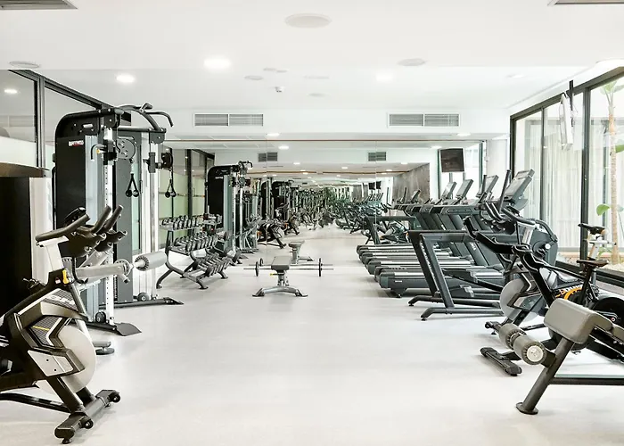 Iberostar Waves Cristina Hotel 4*