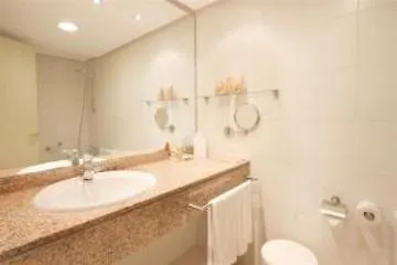 Iberostar Waves Cristina 4*