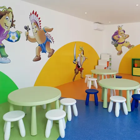 Iberostar Waves Cristina Готель