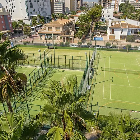 Готель Iberostar Waves Cristina 4*