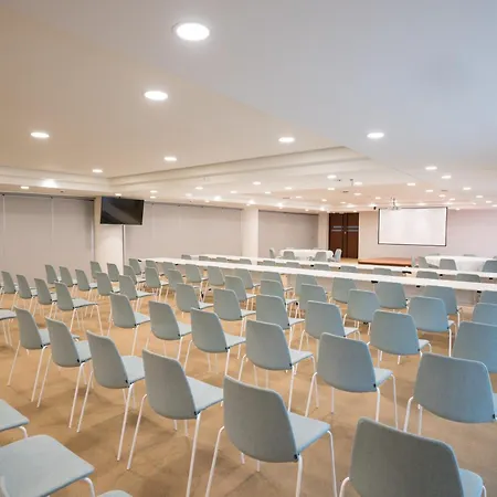 Iberostar Waves Cristina ホテル