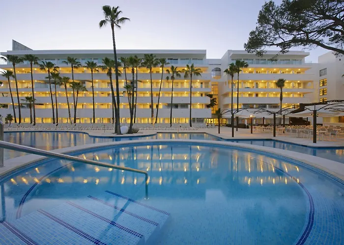 Hotel Iberostar Waves Cristina