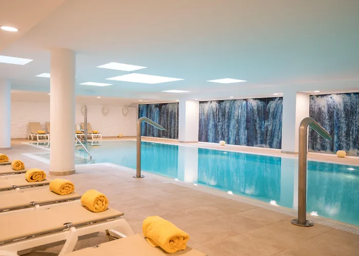 Iberostar Waves Cristina Hotel