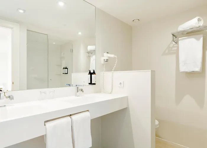 Iberostar Waves Cristina 4*